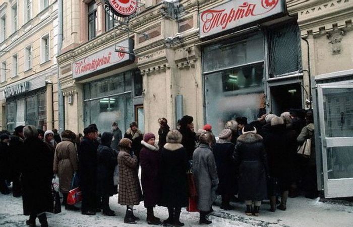 Подготовка к Новому году в Советском Союзе (20 фото) Подготовка к Новому году в Советском Союзе (20 фото)