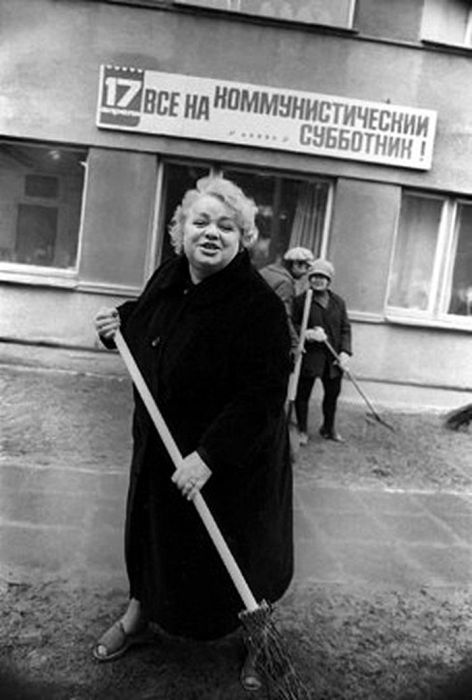 Архивные фотографии со съемок легендарных советских фильмов (78 фото)