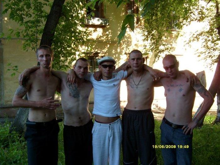 Активисты криминального арестантского уркаганского единства (22 фото) Активисты криминального арестантского уркаганского единства (22 фото)