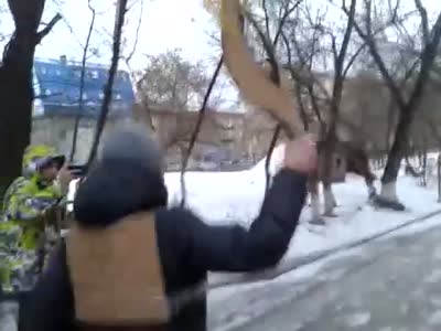 Передача Олимпийского огня в Новосибирске - видео 1 (12.1 мб)