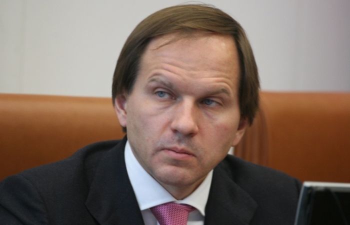 Губернатора Красноярского края ограбили на территории его виллы за 25 млн евро (3 фото + видео)
