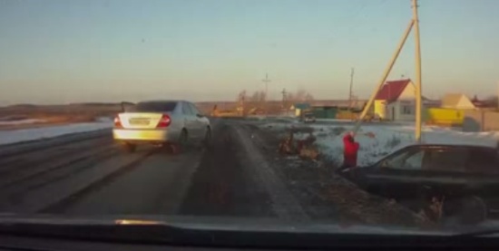 Сумасшедший экшен на трассе под Челябинском