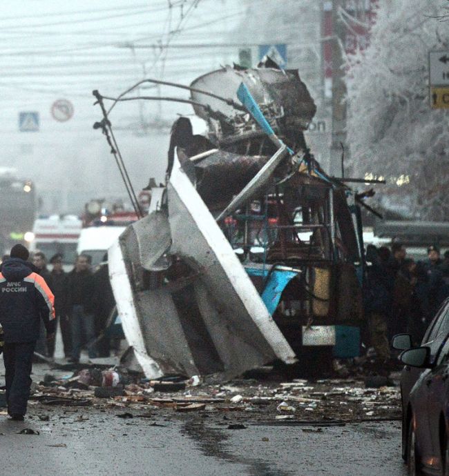 Второй теракт в Волгограде: взрыв бомбы в троллейбусе (17 фото + видео)