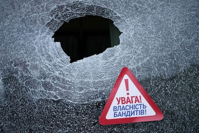 Евромайдан перешел к политике "нападения" (25 фото + видео)