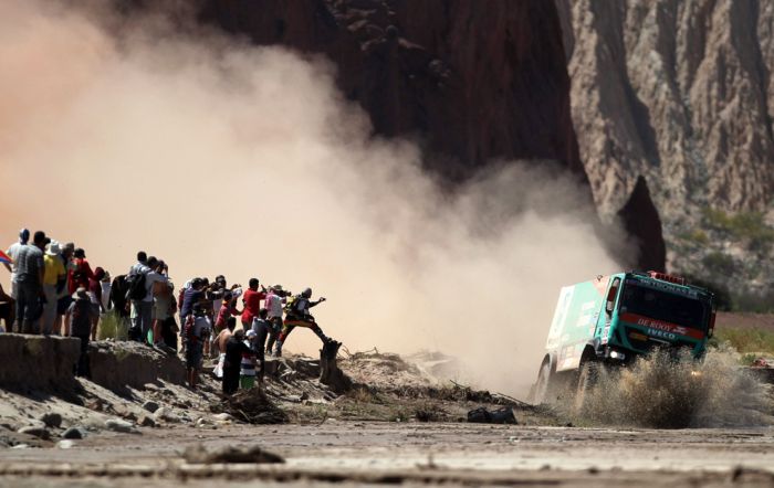 Фотоотчет с гонки "Дакар-2014". Часть 2 (37 фото)