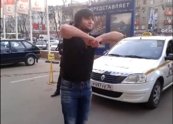 Улицы Санкт-Петербурга будут патрулировать дружинники с Кавказа (4 фото + текст)