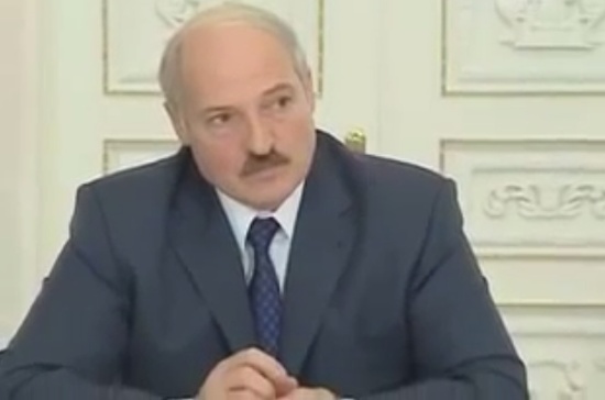 Лукашенко мастерски сливает каверзные вопросы