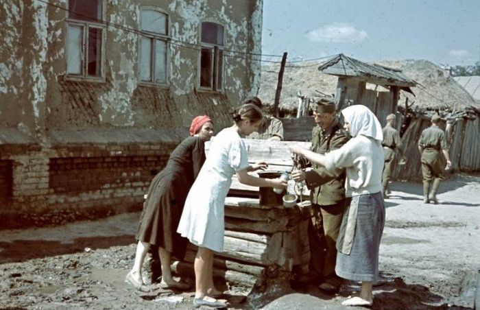 Украина в цвете. Фотографии 1942-43-х годов (51 фото)