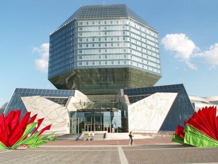 Национальная библиотека Беларуси (10 фото)