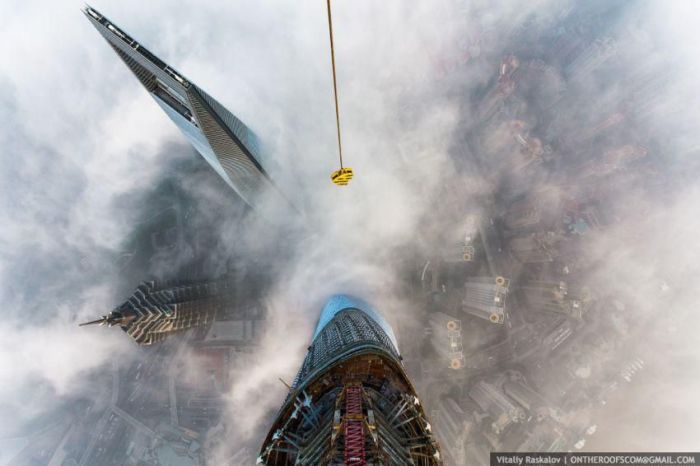 Покорение 650-метровой Шанхайской башни (13 фото + видео)