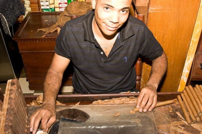 Как производят сигары в Доминикане (26 фото)