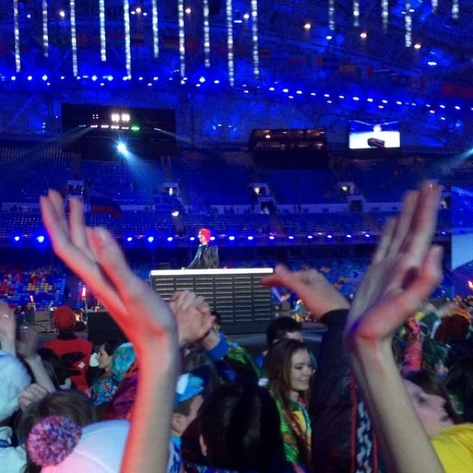 Что происходило за кулисами церемонии закрытия Олимпиады 2014 (40 фото)