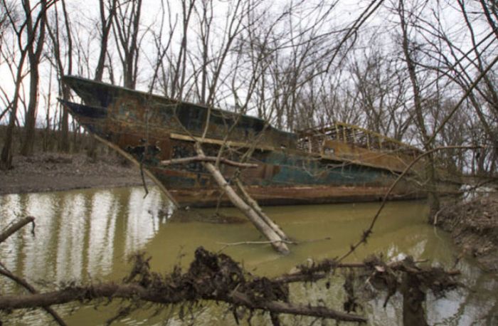 Пропавший без вести корабль-призрак на реке Огайо (14 фото)