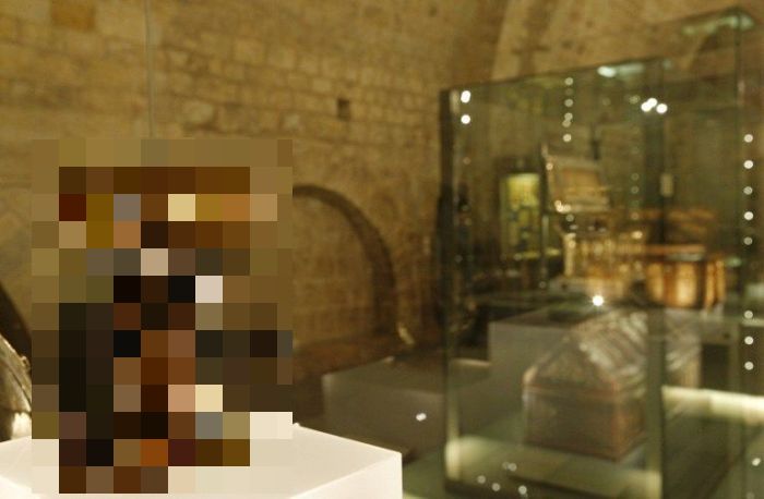 Удивительная находка: историки обнаружили "Святой Грааль" (6 фото)