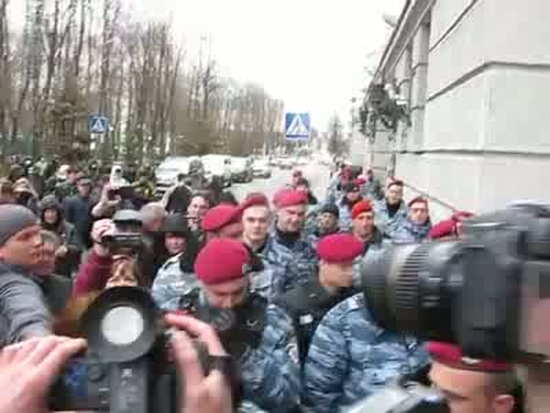 Бойцы Беркута в Харькове отказались исполнять приказы из Киева