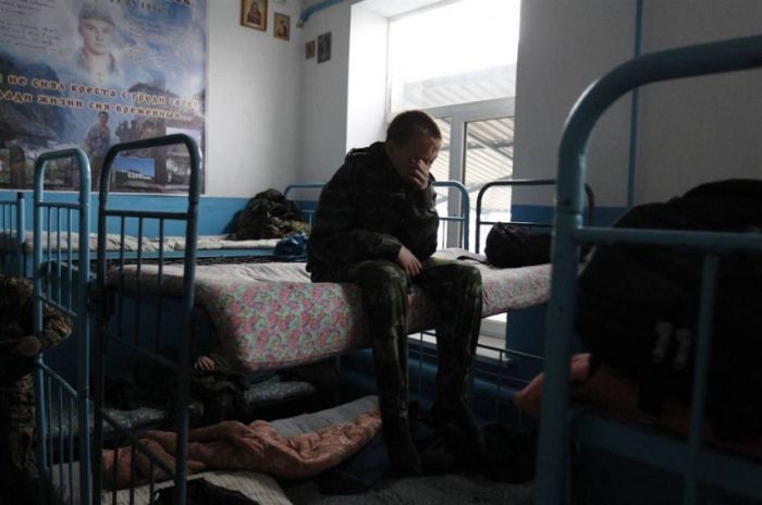 Подготовка бойцов спецназа России из неопытных школьников (27 фото)