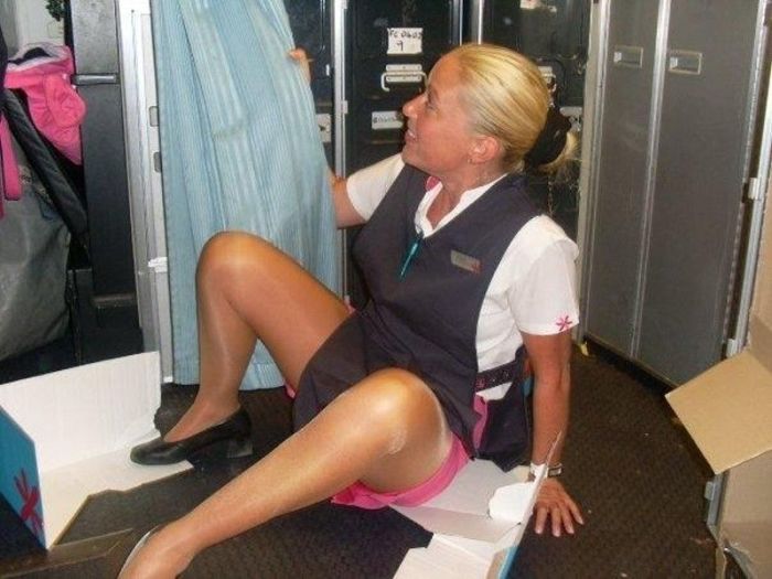 Бесстыжие стюардессы (22 фото)