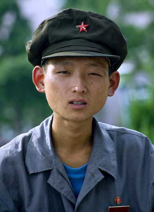 Запрещенные снимки из Северной Кореи (35 фото)