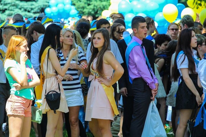 Школьный выпускной в Днепропетровске (29 фото)