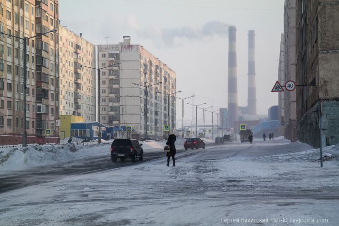 Жизнь в самом грязном городе России (42 фото)