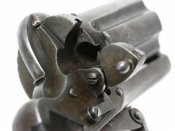 Шпилечный револьвер - средство самозащиты середины 19 века (10 фото)