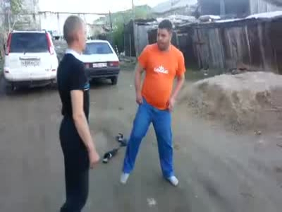 Мастер Кунг-фу из соседнего двора