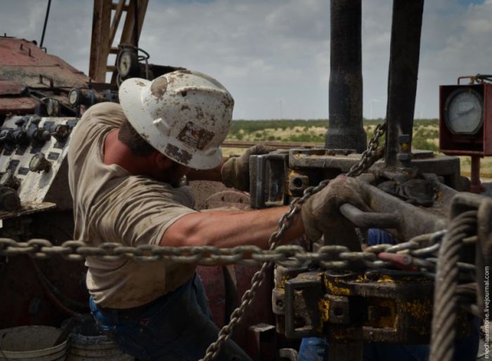Добыча сланцевой нефти в Техасе (19 фото)