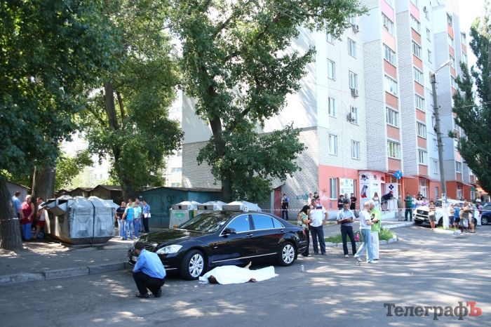 В Кременчуге убит мэр - Олег Бабаев (17 фото + видео)