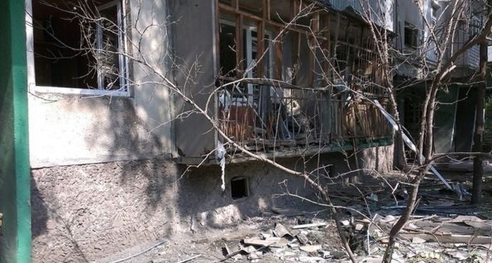 Луганск после боевых действий (44 фото)