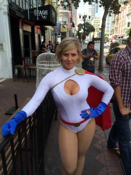 Самая привлекательная девушка Comic Con 2014 (6 фото)