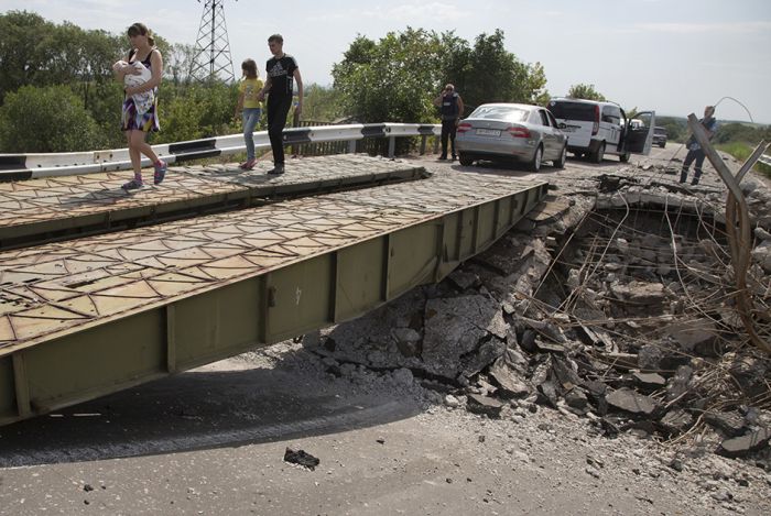 Военные действия в Донецкой области без прикрас (25 фото)