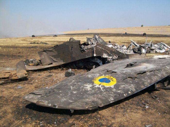 Фото и видео с места падения сбитого МИГ-29 ВВС Украины (10 фото)