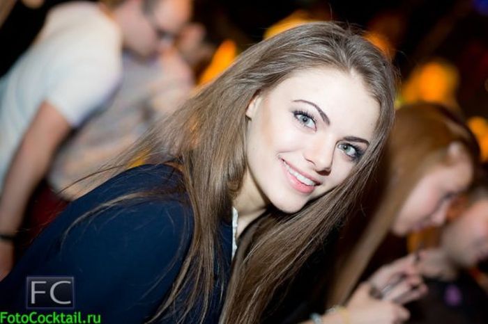 Гламурные посетители российских ночных клубов (30 фото)