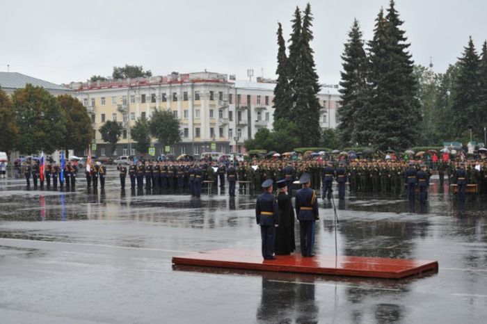 Присяга девушек в Военно-космической академии (11 фото)