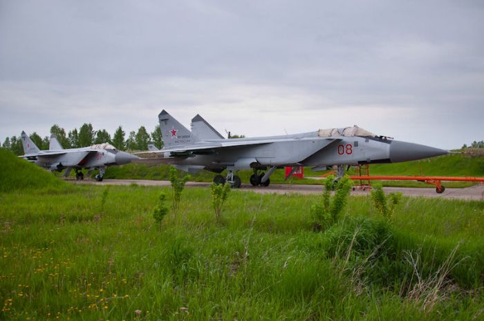 Крупнейшая на территории Сибири авиационная группа (25 фото)