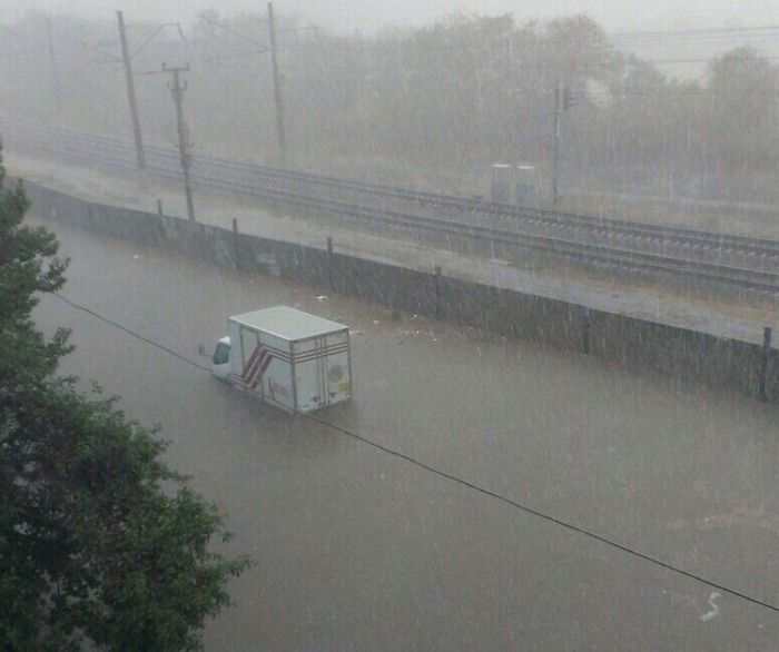 Наводнение в Ростове-на-Дону из-за сильного дождя (43 фото + 3 видео)