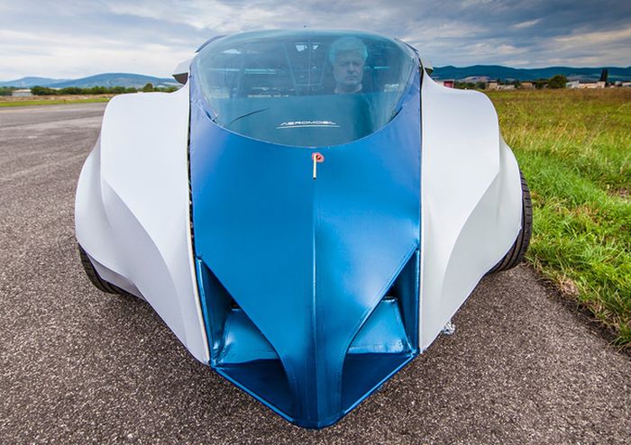 Аэромобиль 2.5 - концептуальный летающий автомобиль (5 фото + видео)