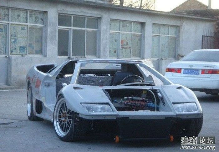 Lamborghini Diablo своими руками (28 фото)
