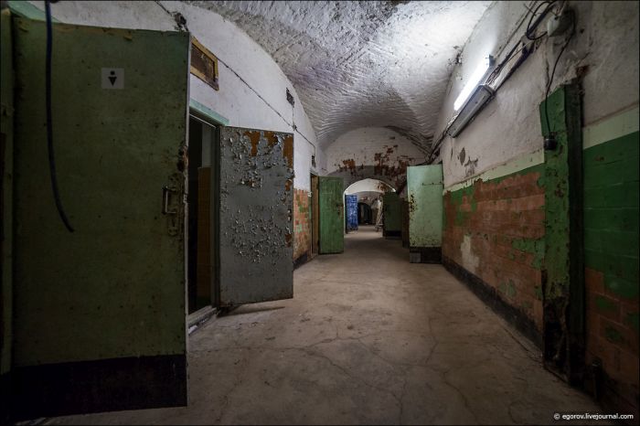 Фотоэкскурсия по Батарейной тюрьме Таллинна (24 фото)