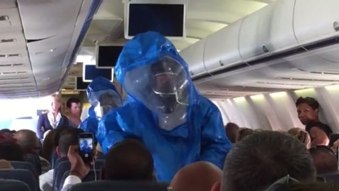 Не надо шутить с Эболой (10 фото + видео)