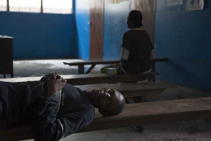 Жизнь либерийцев в карантине (40 фото)