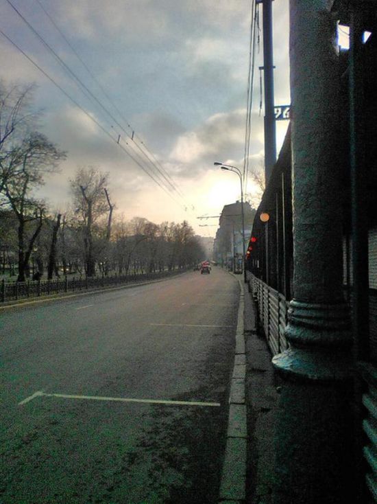 Москву заполнил запах сероводорода (17 фото + видео)