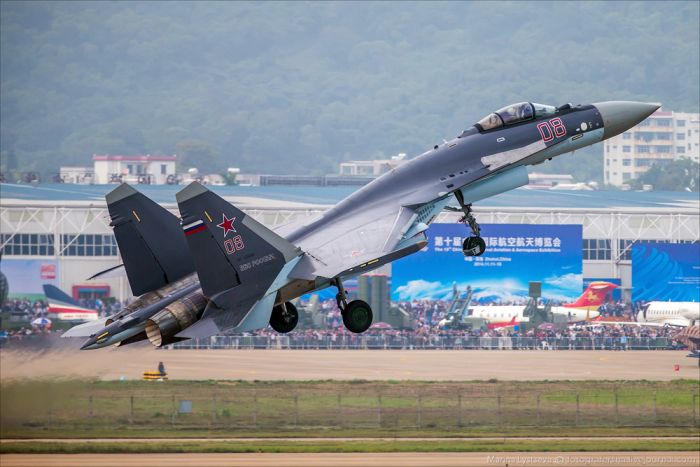 Су-35 на авиасалоне China Air Show-2014 (38 фото)