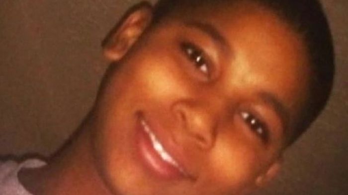 В США полицейский смертельно ранил 12-летнего мальчика (5 фото)
