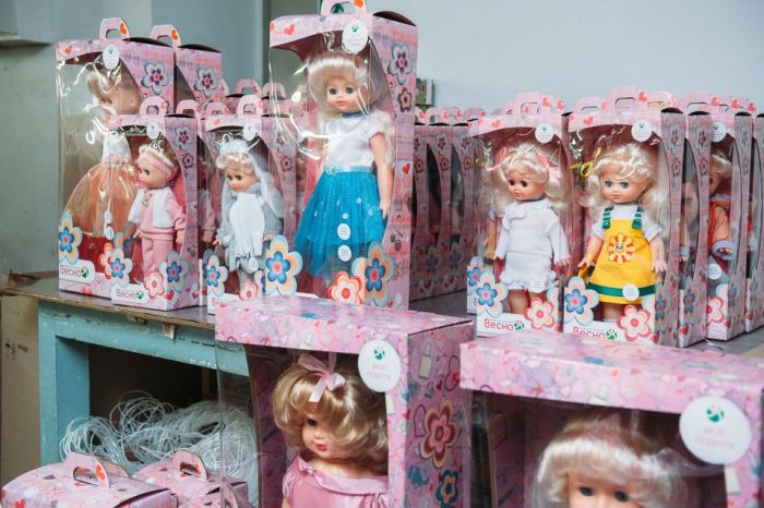 Фотоотчет с посещения фабрики детских игрушек (32 фото)