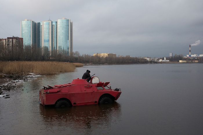 В Санкт-Петербурге броневик БРДМ будет выполнять роль такси (5 фото)