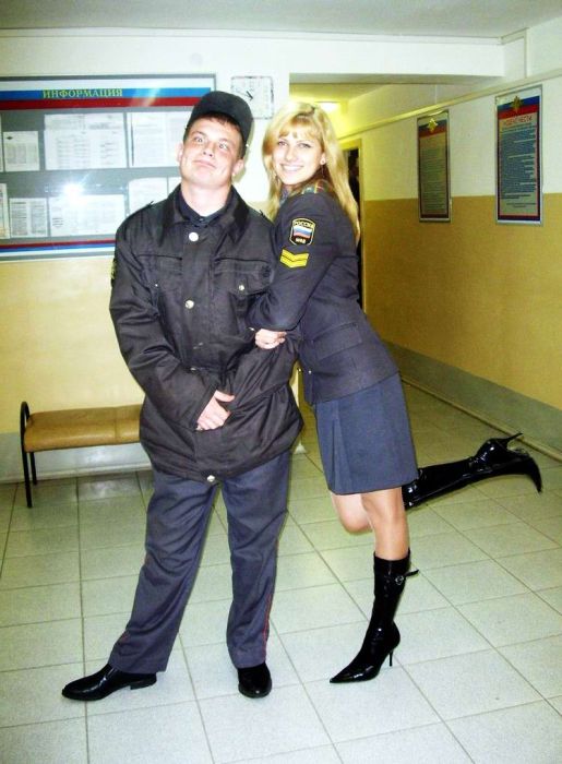 Какие девушки работают в российской полиции (40 фото)