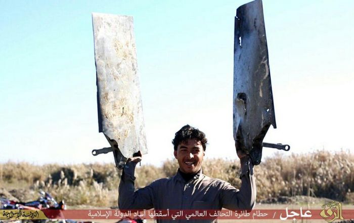 Террористы ИГИЛа сбили истребитель F-16 ВВС Иордании (9 фото)