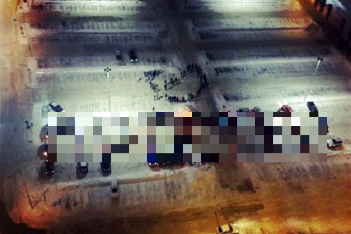 В Сургуте 45 автомобилей составили слово «Прости!» (2 фото + видео)