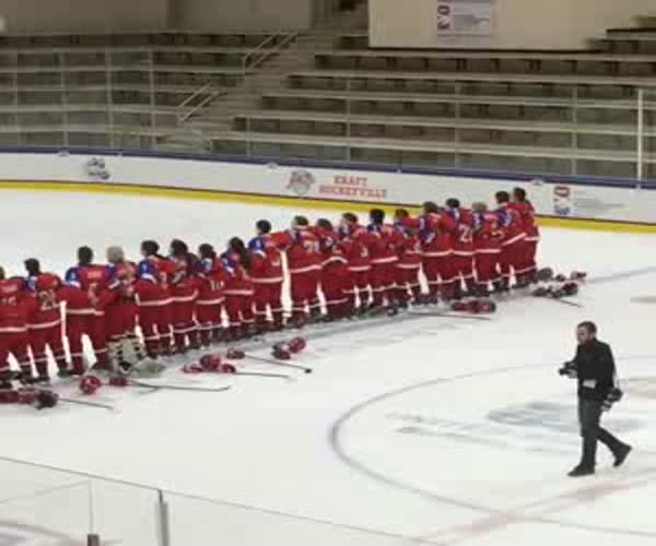 Российские хоккеистки сами исполнили гимн